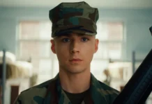 Boots – 3 buoni motivi per vedere la serie su Netflix: Boots ribalta il mito dei Marine e del riscatto americano.