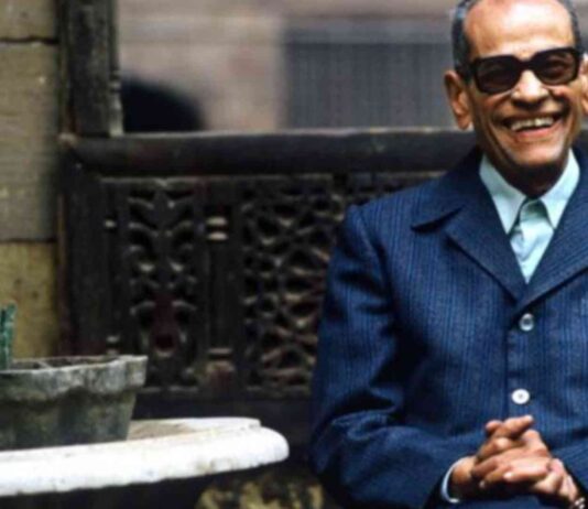 Tra i due Palazzi – Trilogia del Cairo (Vol. 1) – Recensione sul romanzo del Premio Nobel Nagib Mafhuz : un grande affresco storico che fatica a emozionare